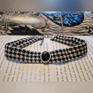 Elegant Black and White Choker Necklace